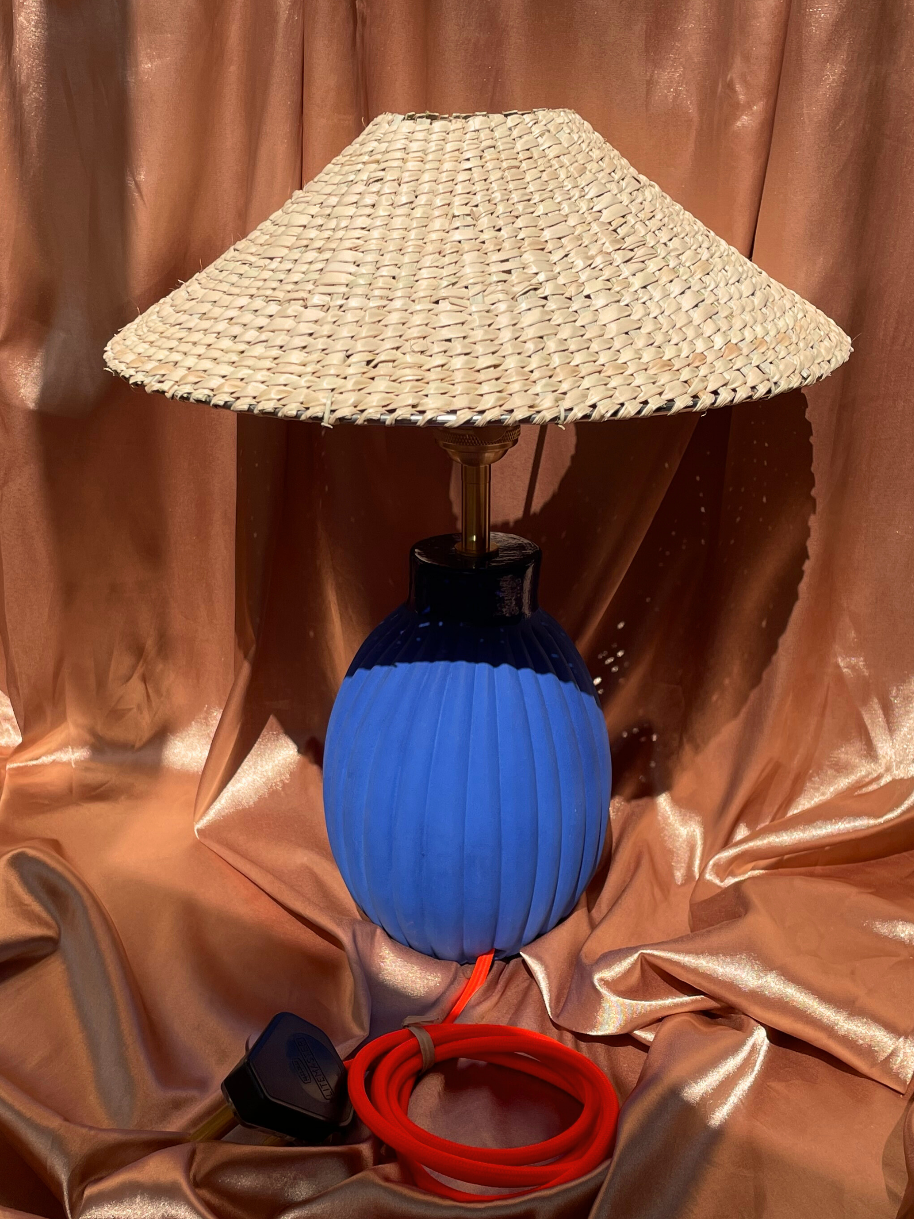 Majorelle plump table lamp