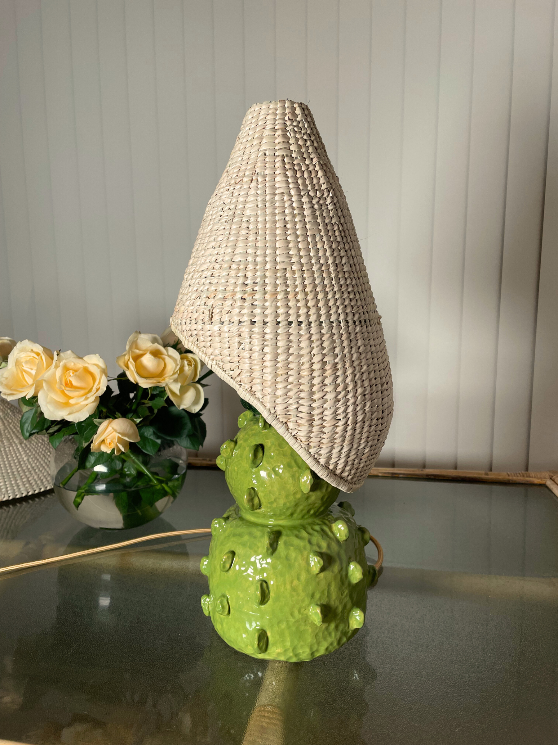 Prickly pear table lamp