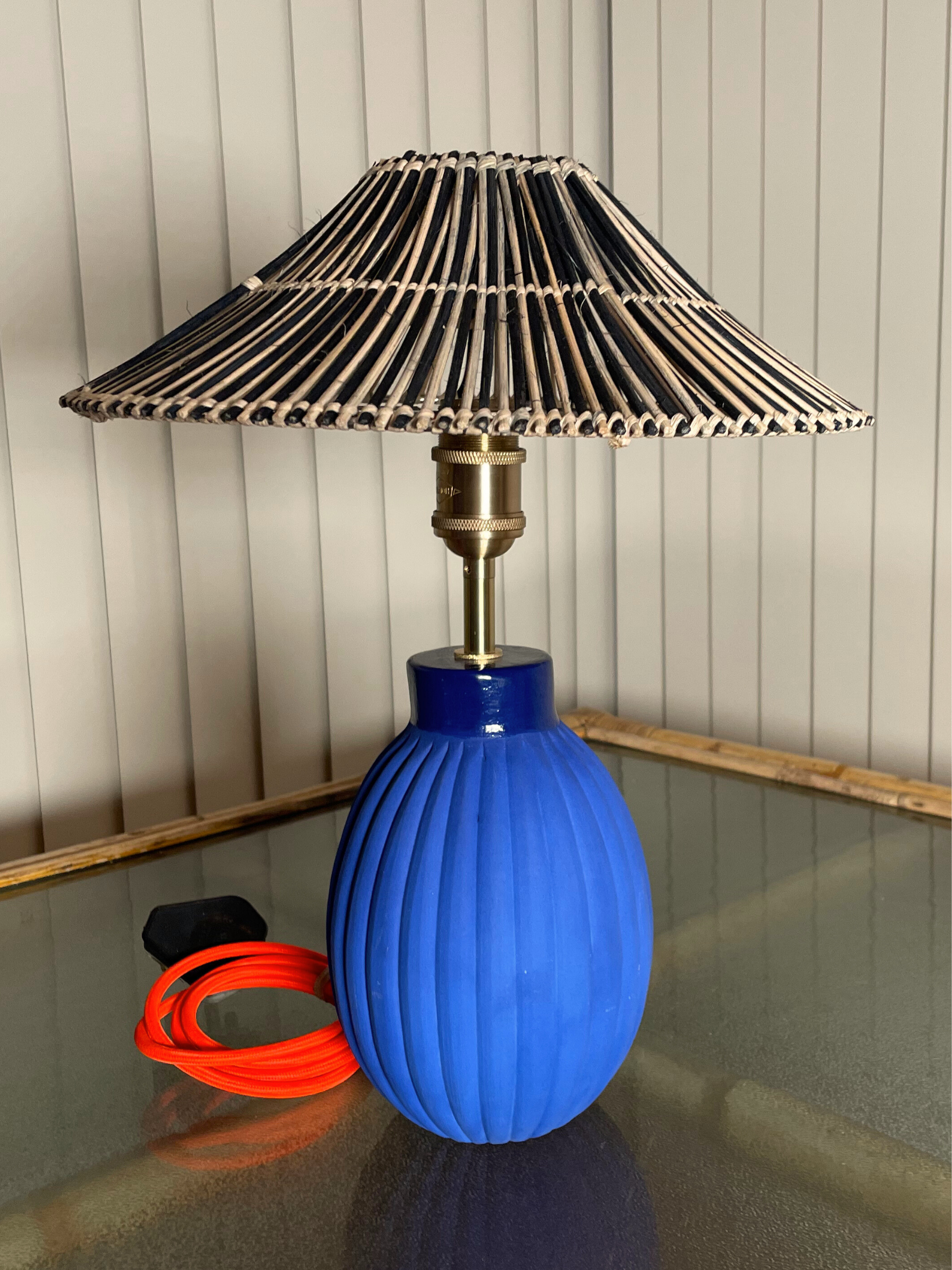 Majorelle plump table lamp