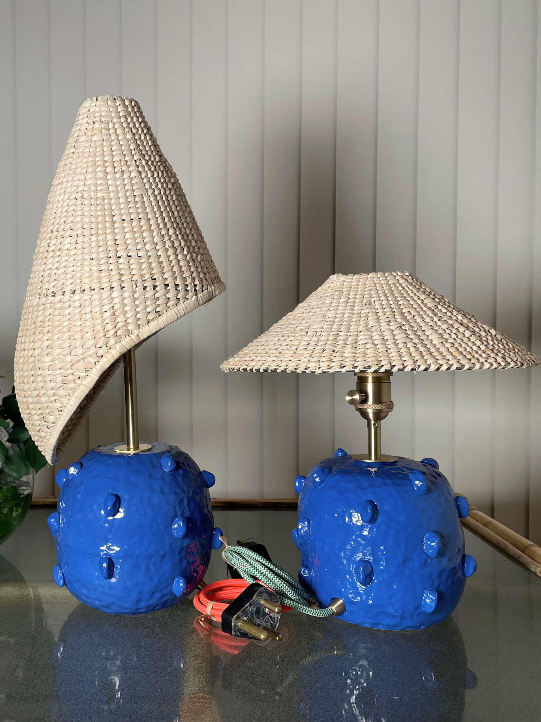 Squirrel table lamp