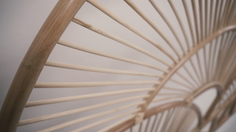 Footage of the Muji headboard showcasing the details